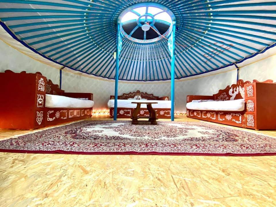 Mongolian Yurt Camp Hotel Cesky Sternberk Exterior photo